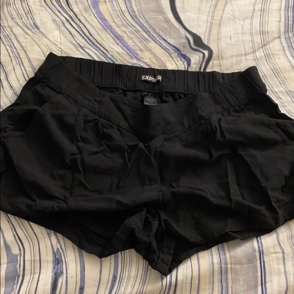 Express Shorts